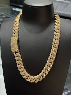 New 17mm Natural Diamond Cuban Chain Pavé 22 inch