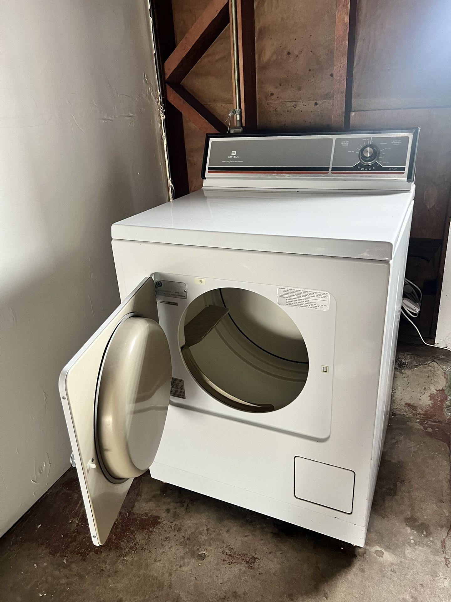 Dryer (gas)
