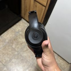 Beats Studio 3