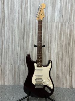 Fender Stratocaster Guitar Made in Mexico (PO1020458) -Good Condition