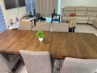 Wood Dining Table with 6 Upholstered Chairs
