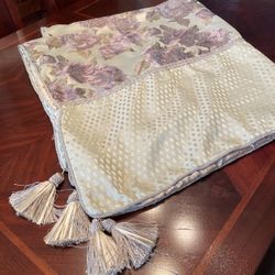 Throw Or Table Cloth