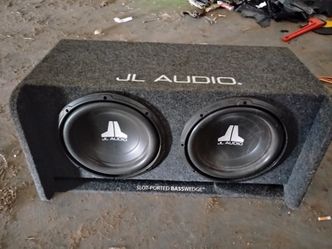 JL audio stereo system