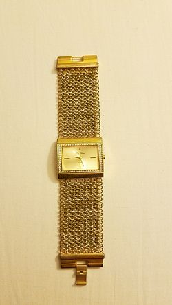 Women's Gold Tone Watch 💛