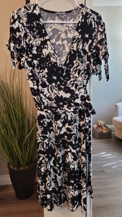 Womens Floral Wrap Dress PXL