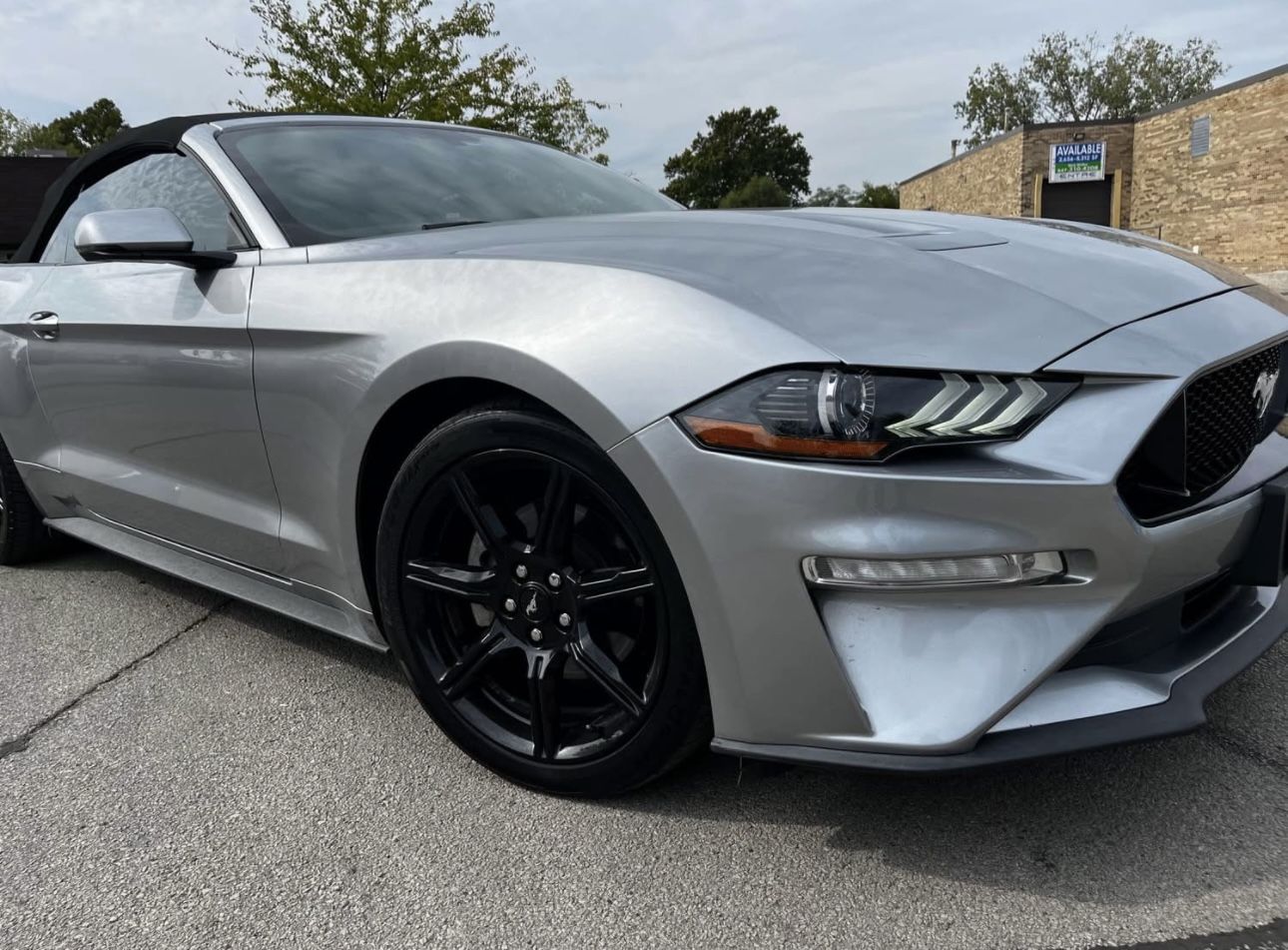 2020 Ford Mustang