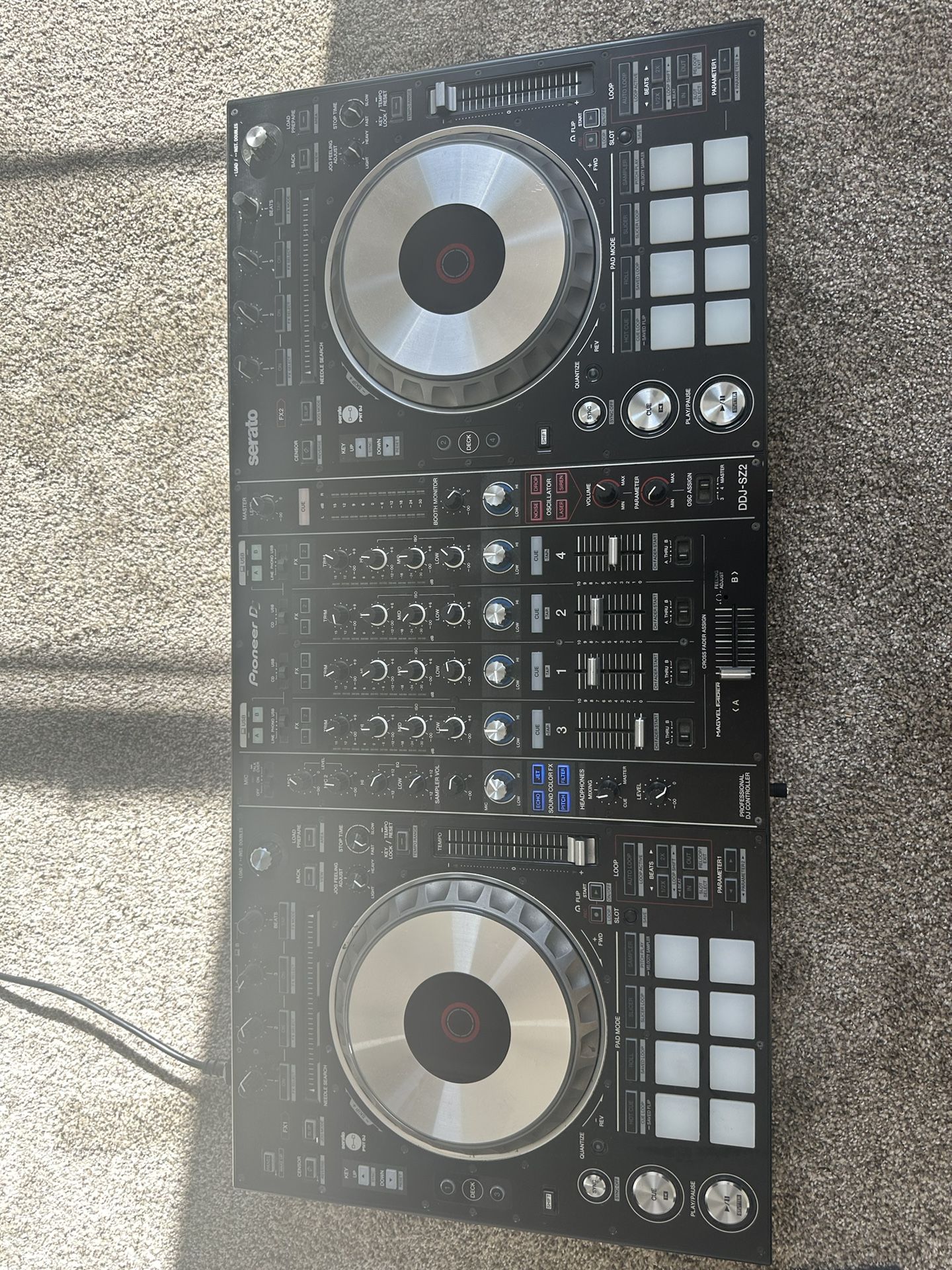 Professional Pioneer DJ Serato DDJ-SZ2
