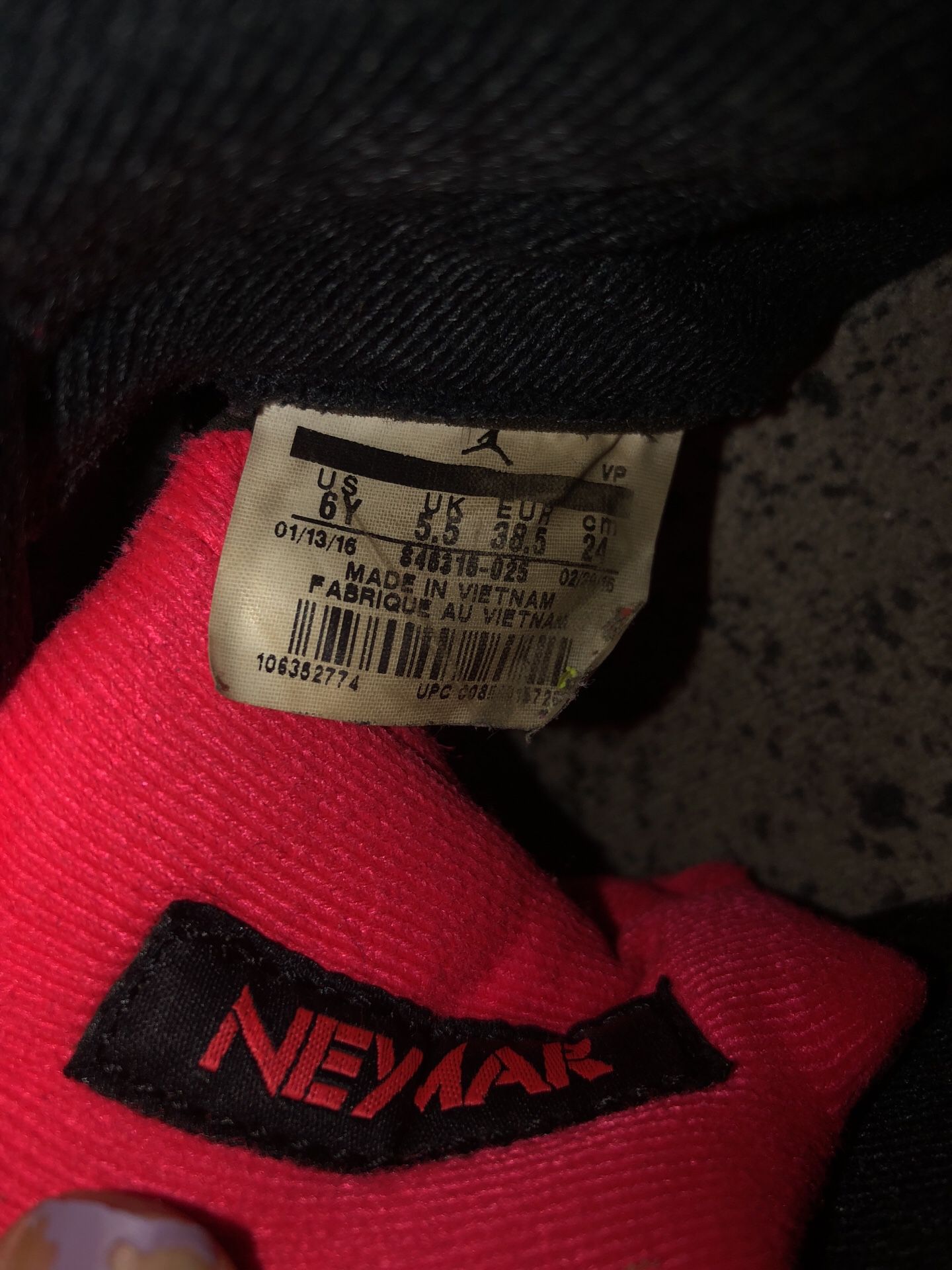 Jordan’s/Neymar shoe size 6yr for Sale in Carol Stream, IL - OfferUp