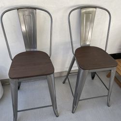 2 Bar Stools
