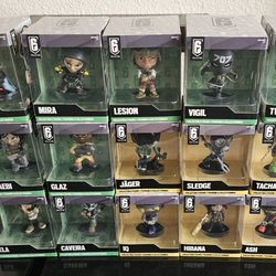 Ubisoft R6 Collection Collectible Figures