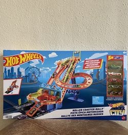 Hot Wheels City Motorized Roller Coaster Rally Vehicle Playset 5 Cars Included