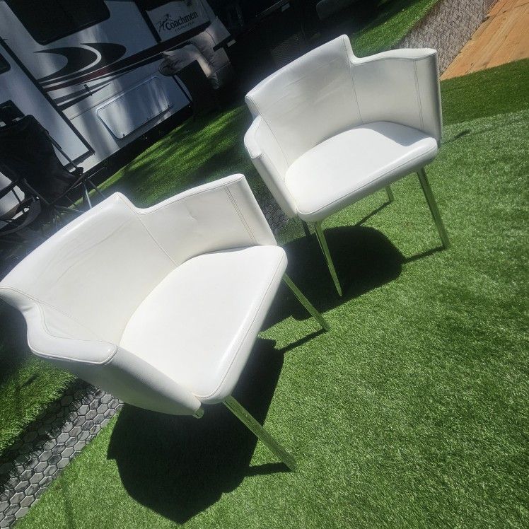 Swivel Armchair Set