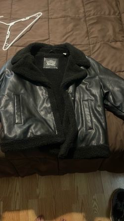 Black Levi’s leather jacket