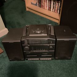 Magnavox Stereo With CD Player, Radio & Dual Cassette Player
