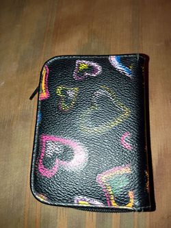 Heart design wallet