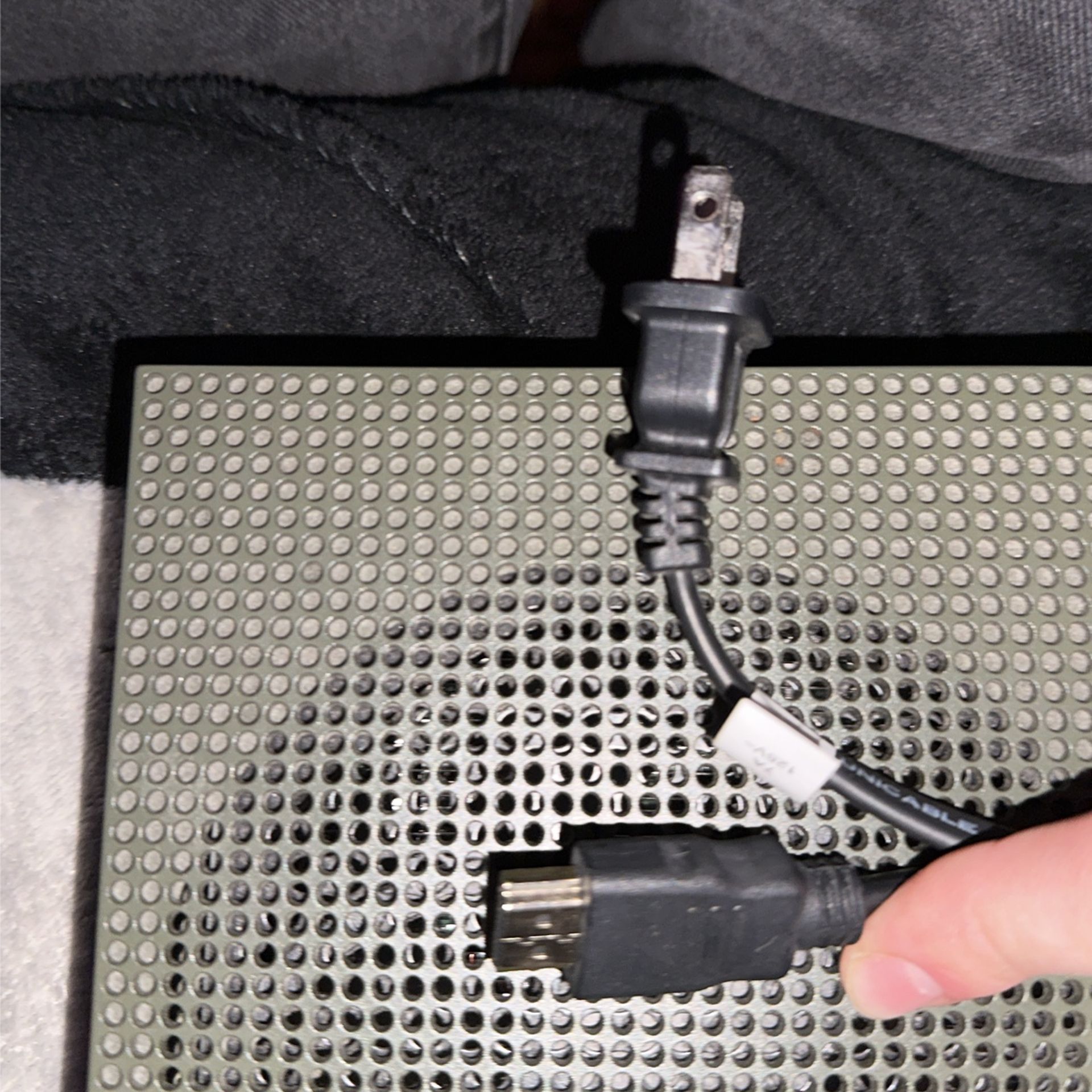 xbox one s 1 tb green and controller