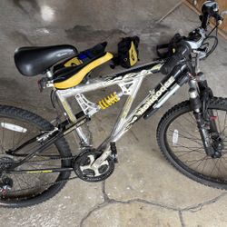 Mongoose bike