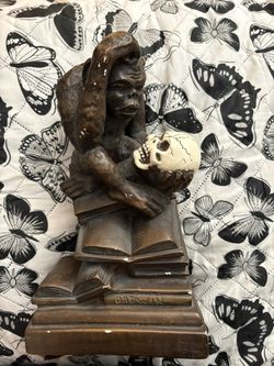 Darwin Monkey Thinker