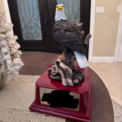 Eagle Award / Trophy 