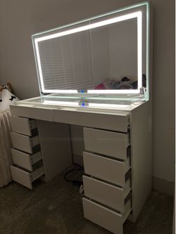 White Vanity Desk with Large Lighted Mirror and Power Outlet