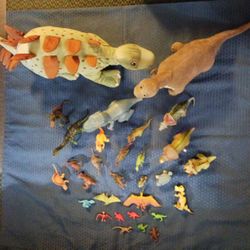 Set Of Dinosaurs + 2 Big Plush Toys