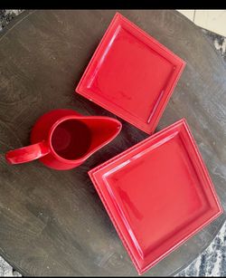 Americana 2-in-1 Red Square Serving Platter & Cake Stand and pitcher