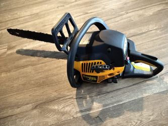 poulan pro 42cc gas chainsaw, 18" 100$ 0bo or trade