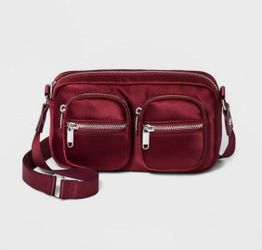 Wild Fable Small Burgundy Textile Women's Crossbody Bag Purse NEW Zip Pockets