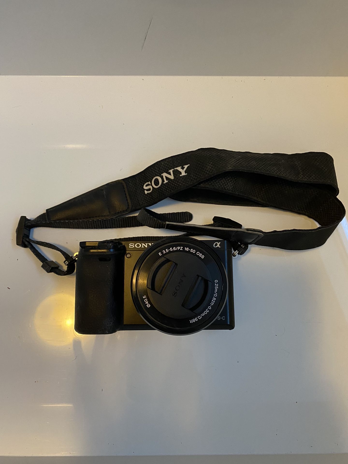 Sony Alpha a6000 Mirrorless Digital Camera