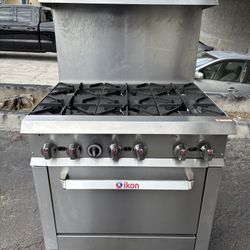 Six (6) Burner Range With Oven - Restaurant Equipment 