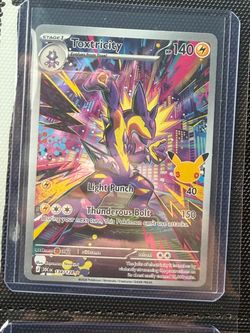 Toxtricity 134/128 Pokemon 30th Celebration