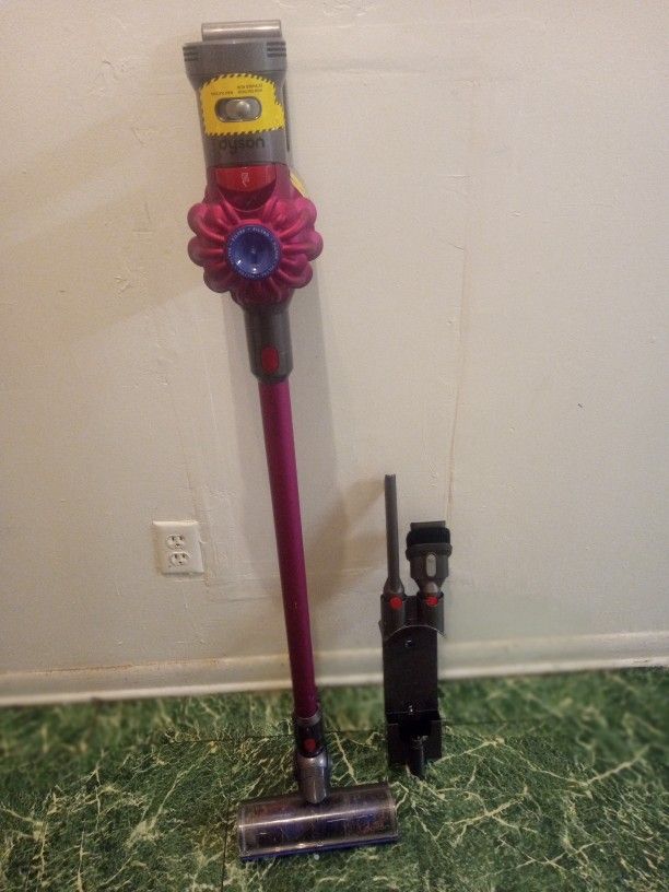 Dyson Cordless Vacuum Cleaner 75.00