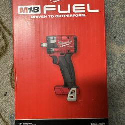 Milwaukee 1/2 In. Impact Wrench 