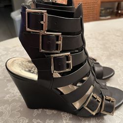 Vince Camuto Sandals