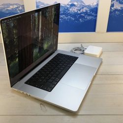 Apple MacBook Pro (2023) 16-inch - Apple M2 Pro