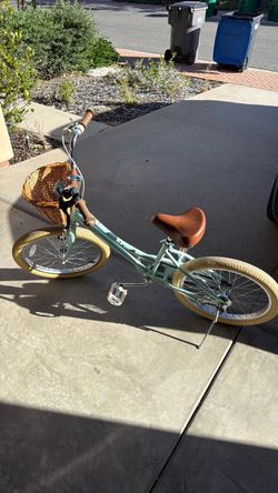 Bicycle with basket age 8-12 years old