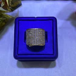 14KT Gold Ring