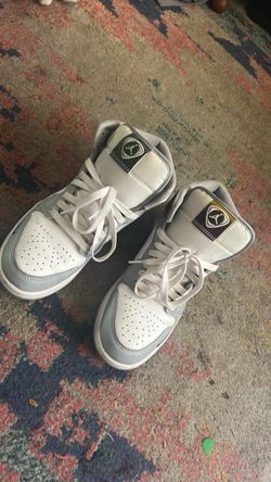 Air Jordan 1 mid SE white wolf grey black