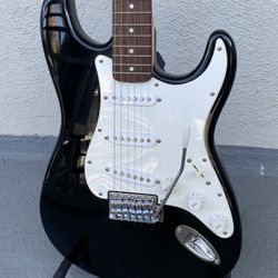 AVAILABLE Black Squier Affinity Stratocaster - Please Read The Description BEFORE You Message Me 