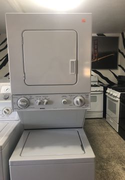 Kenmore 24” stackable washer and gas dryer
