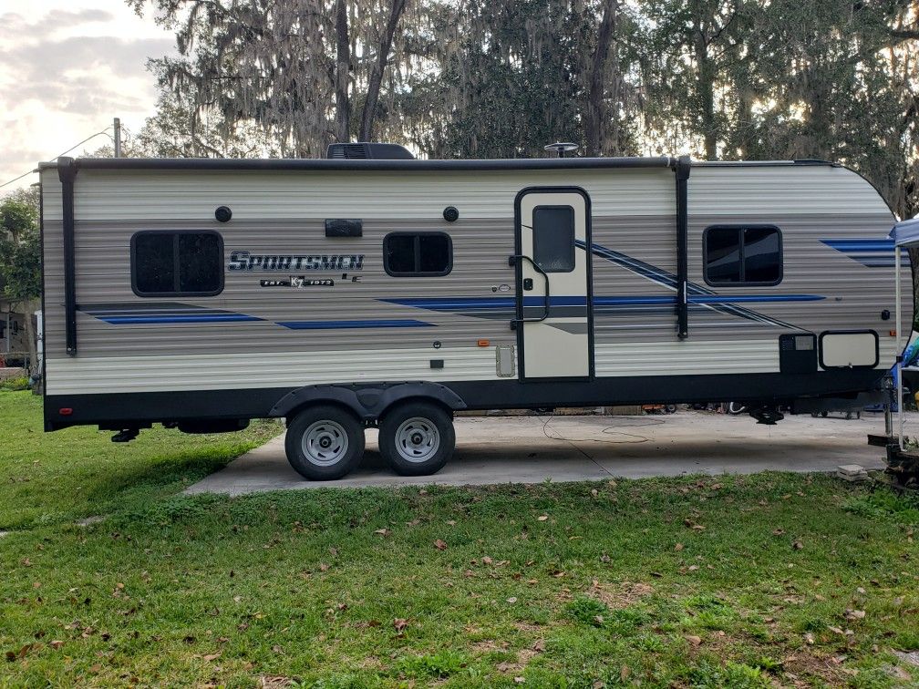 KZ Sportsmen Toy Hauler Camper 25'