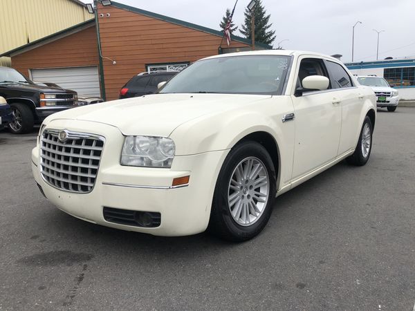 2005 Chrysler 300 Touring “dub addition” for Sale in Tacoma, WA - OfferUp