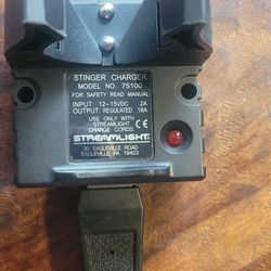 Streamlight flashlight charger