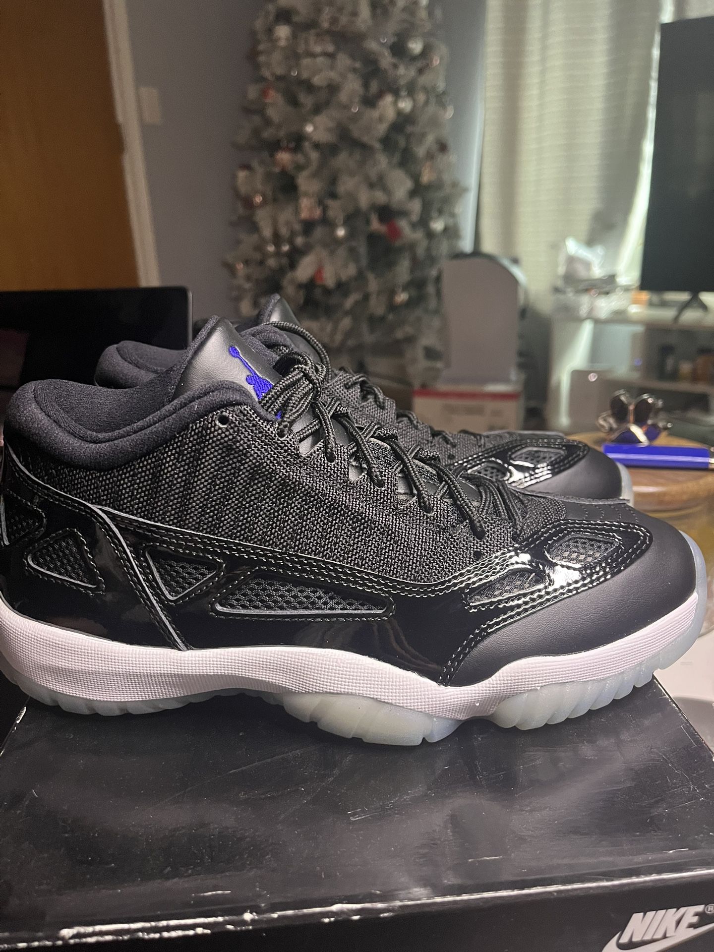 Nike Air Jordan 11 Retro Low IE Space Jam 919712-041 Size 8.5