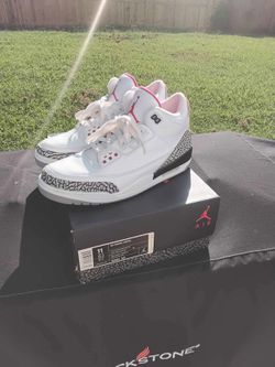 Jordan Retro White Cement 3's SZ 11