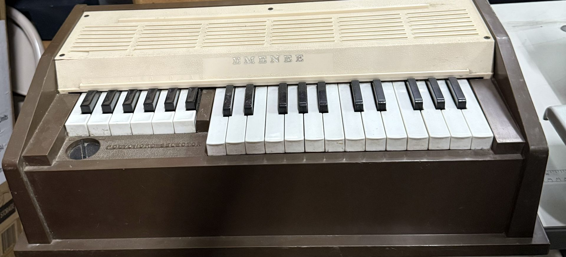 Emenee Tabletop Organ