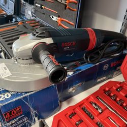 BOSCH 9° HIGH PERFORMANCE ANGLE GRINDER IN BOX 1994-6