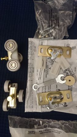 Brand new 100 PD - pocket door hardware set