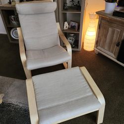 IKEA POÄNG
Armchair and Matching Ottoman 