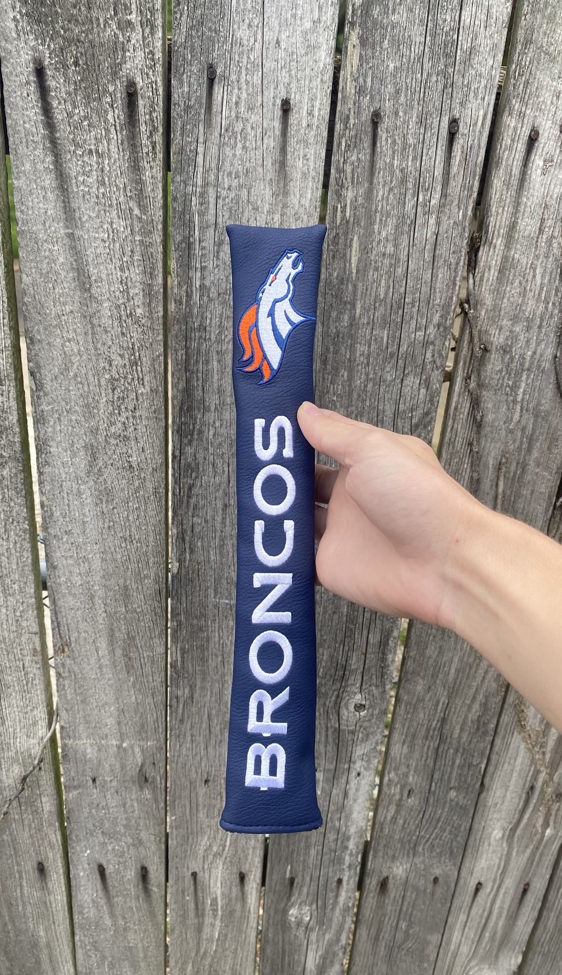 Broncos Alignment Stick Headcover